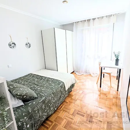 Kadori, Centro Ruta De Vinos Y Estacion De Tren Y Autobus Oviedo